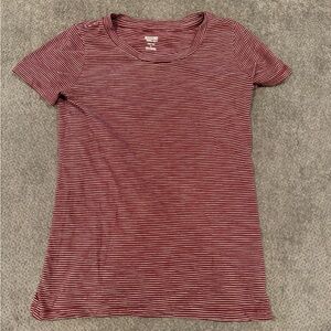 Mossimo maroon and white short sleeve tee